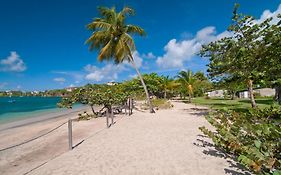 Lance Aux Epines Cottages